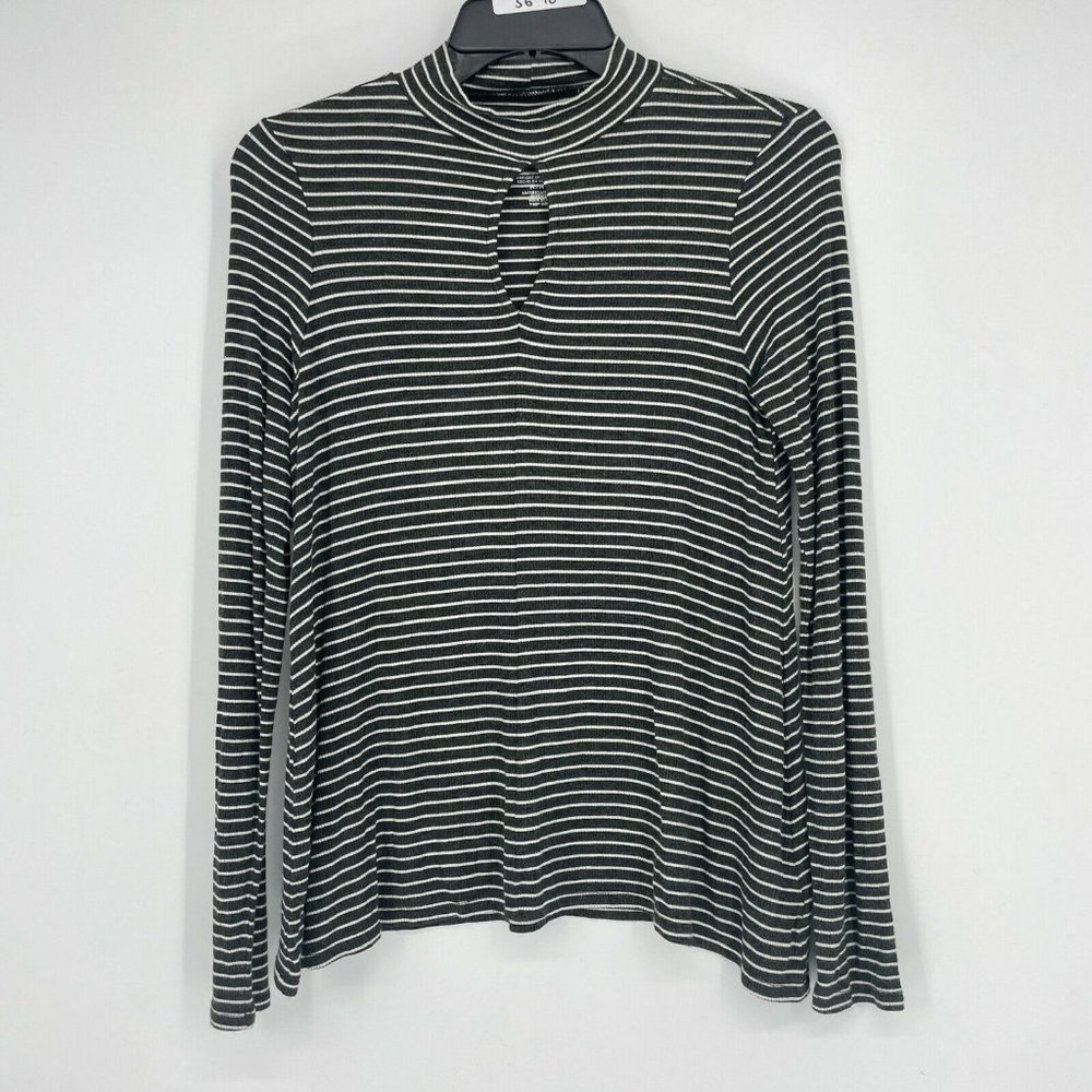 American Eagle Outfitters Long-Sleeve Women's M Striped Neck Black
